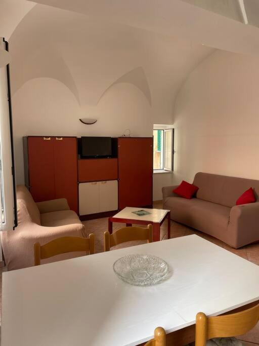 Appartamento A Due Passi Dal Mare Finale Ligure Exterior photo